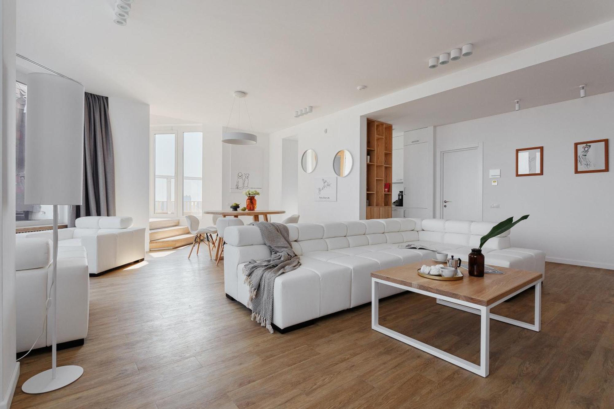 Royal Sky Apartments Odessa Bilik gambar