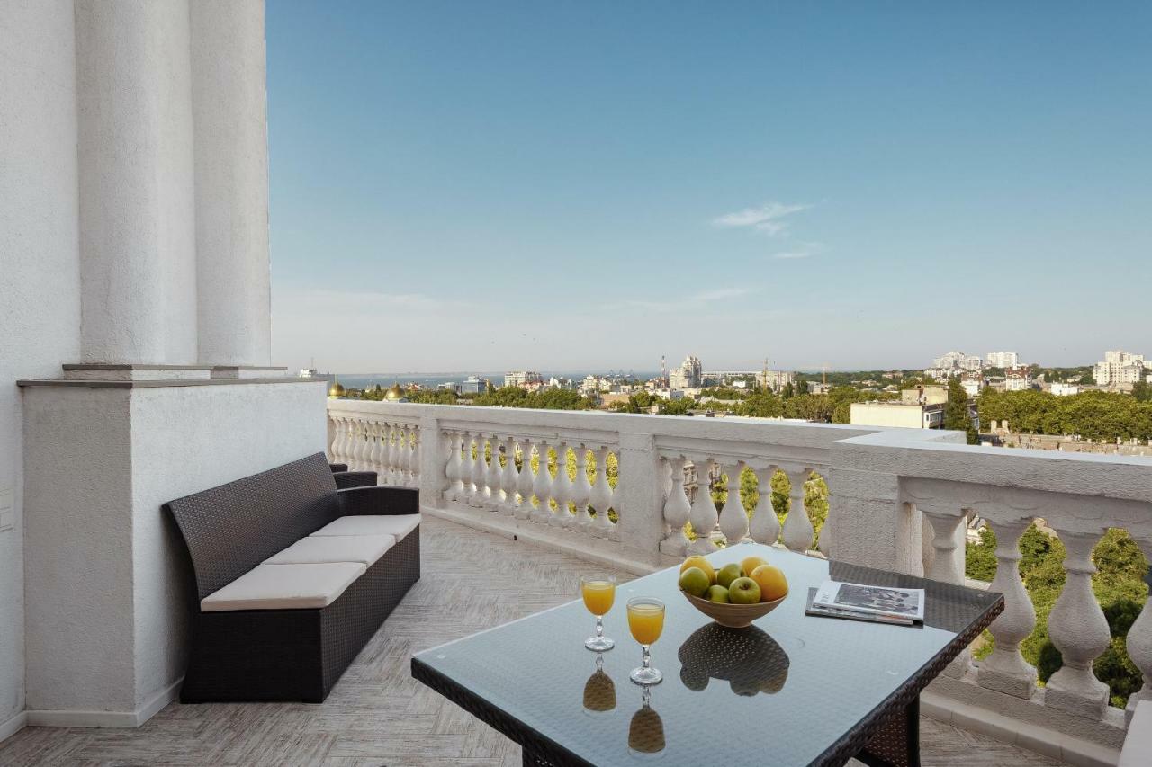 Royal Sky Apartments Odessa Luaran gambar